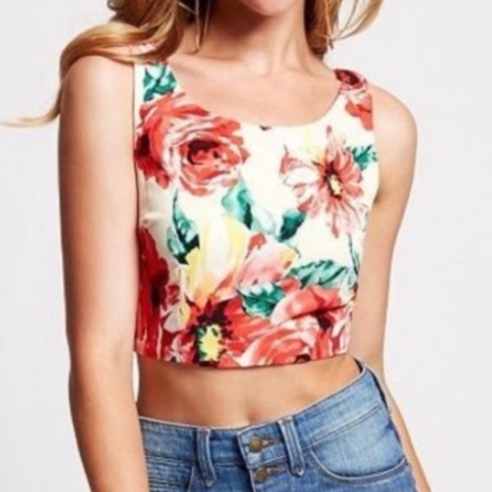 Guess Crop Top